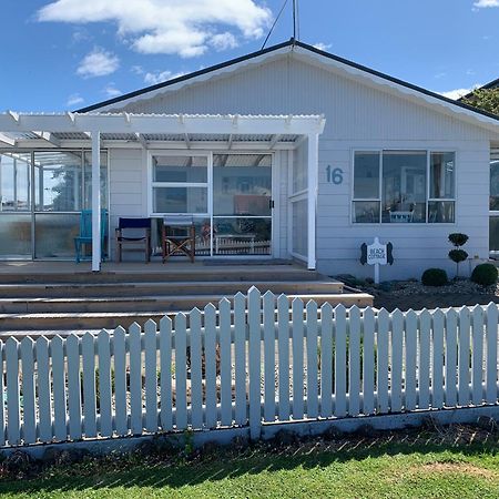 Beach Cottage - A Cosy Beach Cottage Charmer Riverton Exterior photo